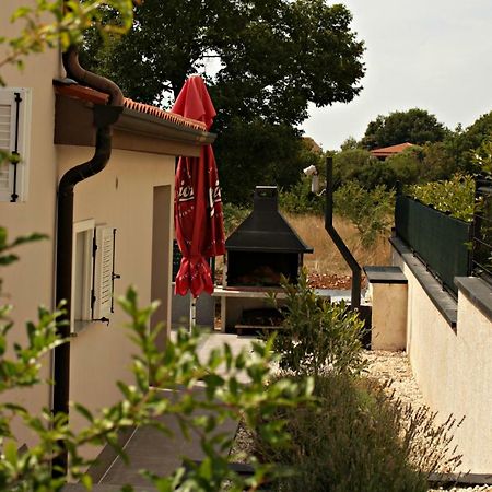Holiday House Veli Vrh Pula Zewnętrze zdjęcie